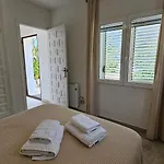 Nyaraló Altomira *